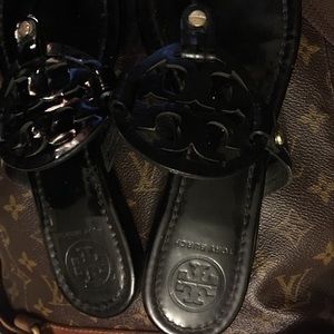 New Tory Burch Sandals!! Size: 7.5